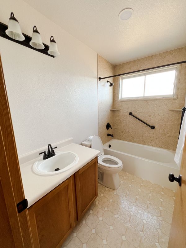Top Bathroom Remodeling Companies in Huntington Beach, CA